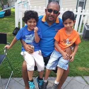 Meet your Posher, Alcides